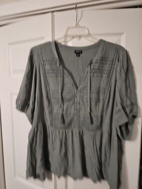 torrid Sage Green Boho Style Embroidered Peasant Tunic